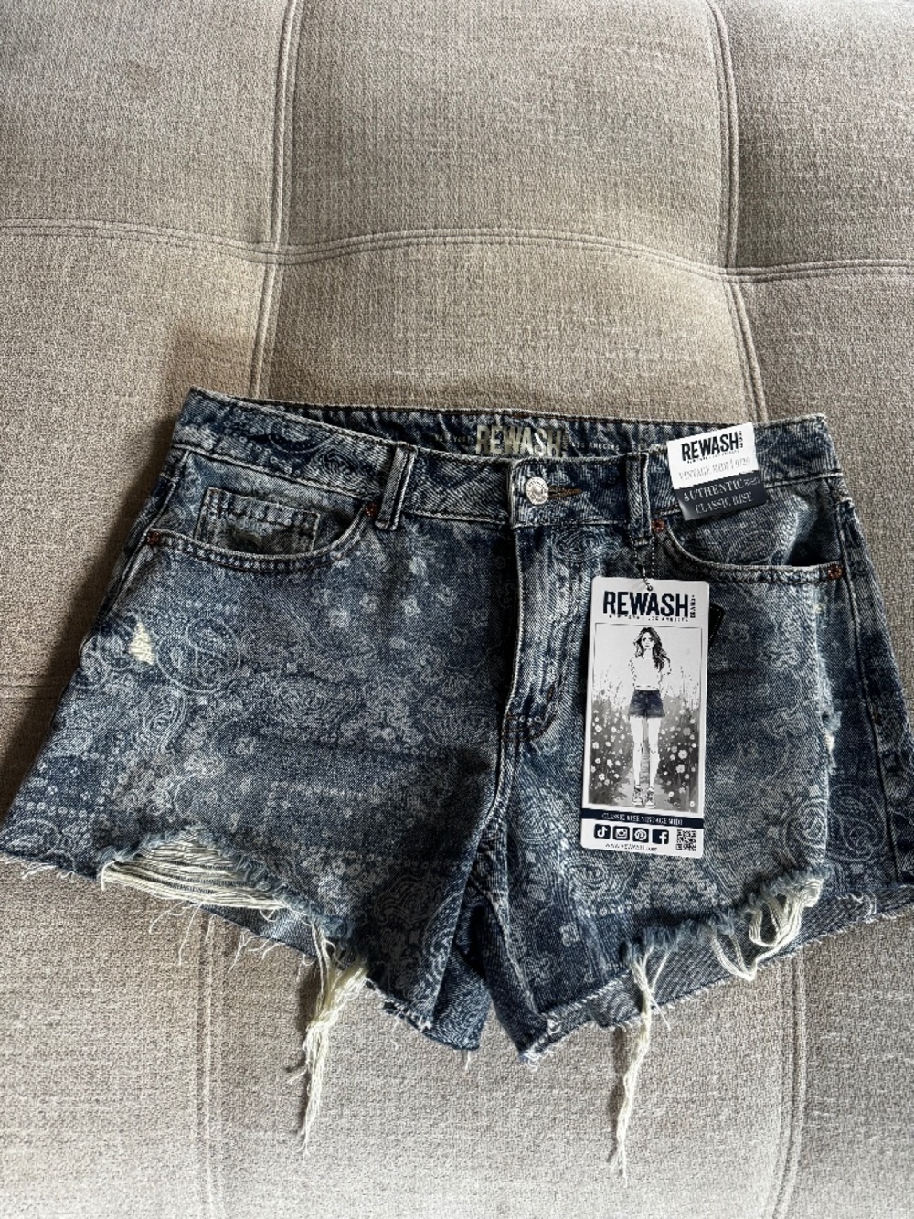 Women rewash brand shorts new with tags size 9